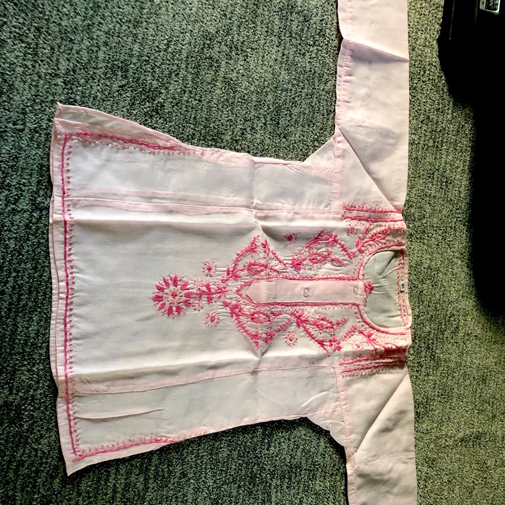 Children’s Indian tunic top. Pale pink with dark pink and light pink detail.